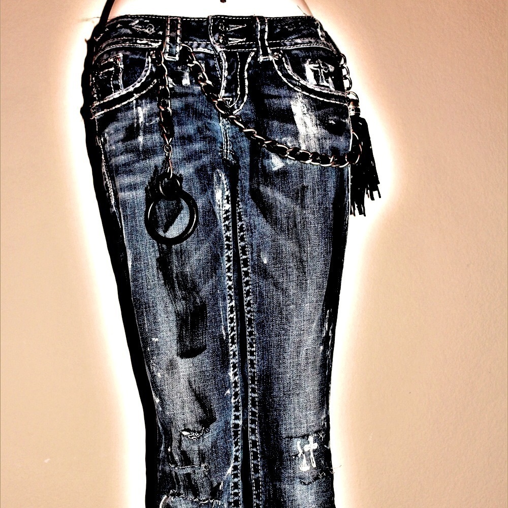 Painted Jeans, pick a pair or have a pair painted